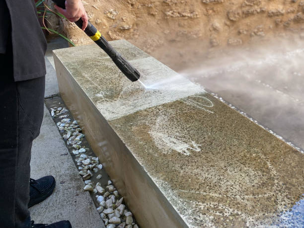 Best Concrete Pressure Washing  in Simpsonville, KY